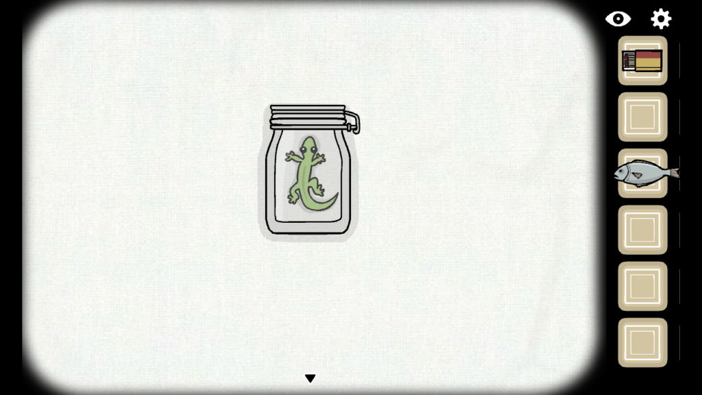 screenshot of a gecko in a jar