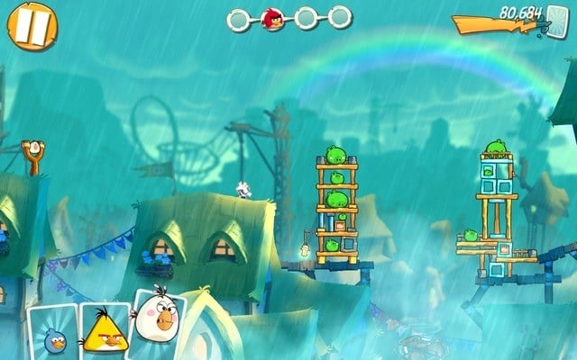 Angry Birds 2 - destroy piggy structures to fill the destructometer